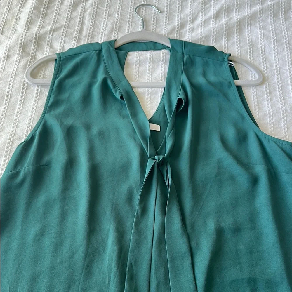 DR2 Teal Sleeveless Blouse . Flows great - Picture 5 of 6